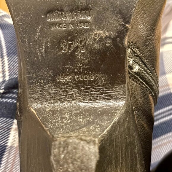 VINTAGE Miu Miu Black Leather Booties Cone/Kitten  Heel EU 37.5 - Picture 10 of 13